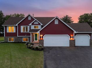4635 Yorktown Ln N, Plymouth, MN 55442