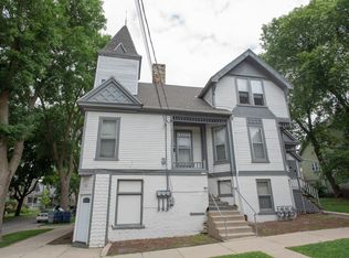 2500 N Bartlett Ave #1702, Milwaukee, WI 53211