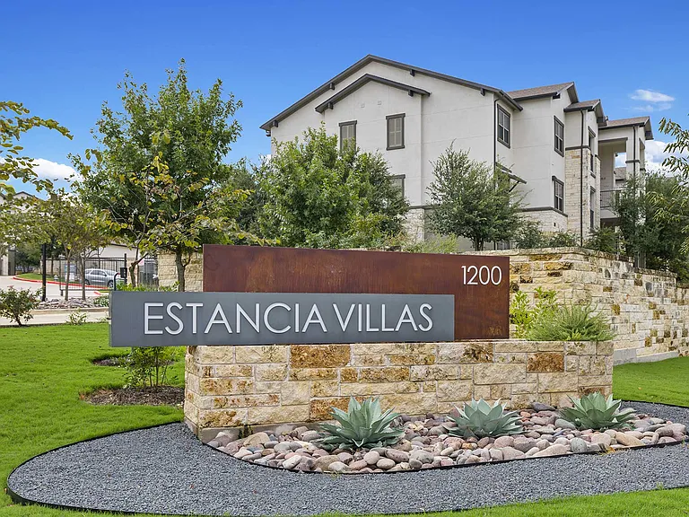 Estancia Villas — Photo 30