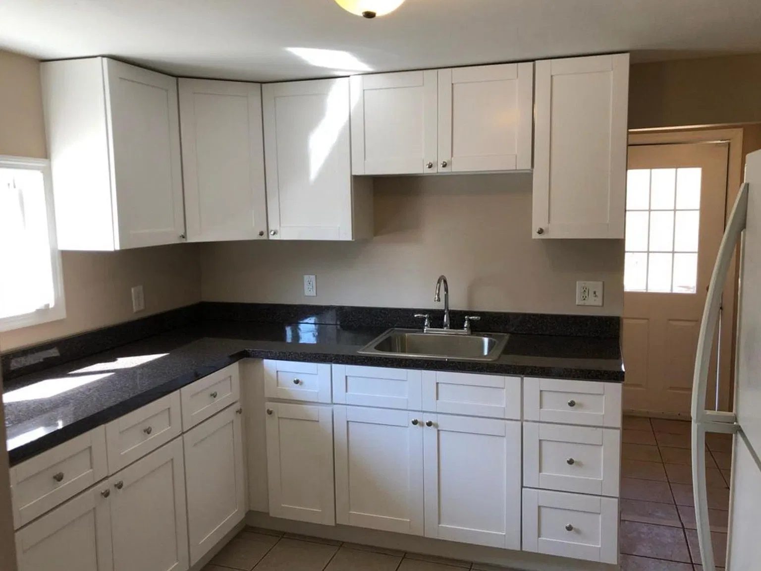 44 S Smith Ave — Photo 1