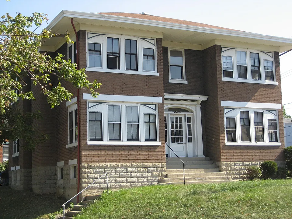 4558 Smith Rd