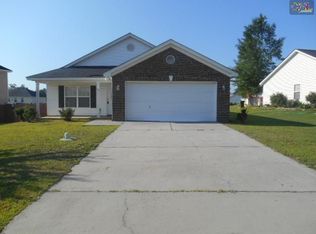 448 Hunters Crossing Dr, Hopkins, SC 29061