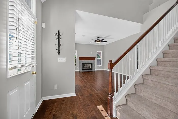4 bed, 2.5 bath, 2257 sqft, $2,645 — Photo 4