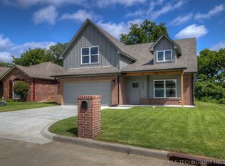 2703 W 65th Pl S, Tulsa, OK 74132