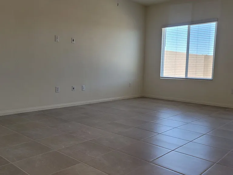 4552 Merlot Hills Ave — Photo 14