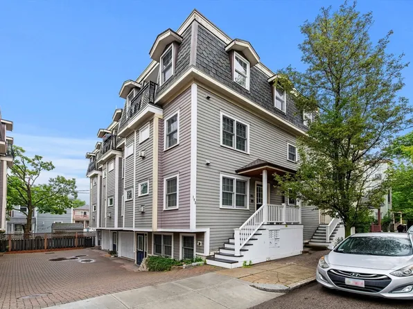 192 Sydney St APT C, Dorchester, MA 02125