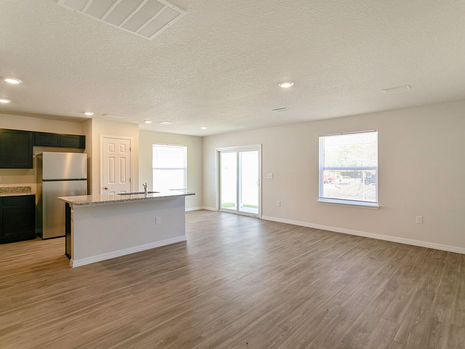 1st image of 6572 Flowers Ave