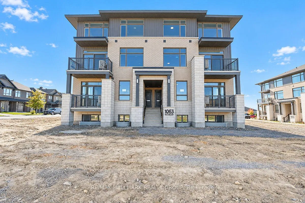 2 bed, $2,500 — Photo 1
