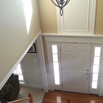2 Sty Foyer