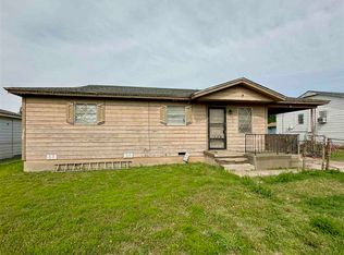 923 SW 35th St, Lawton, OK 73505