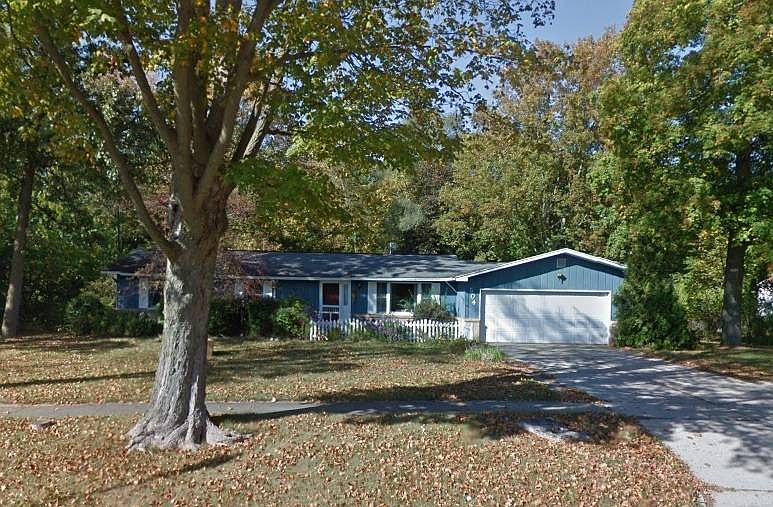 1st image of 504 W Vistula St