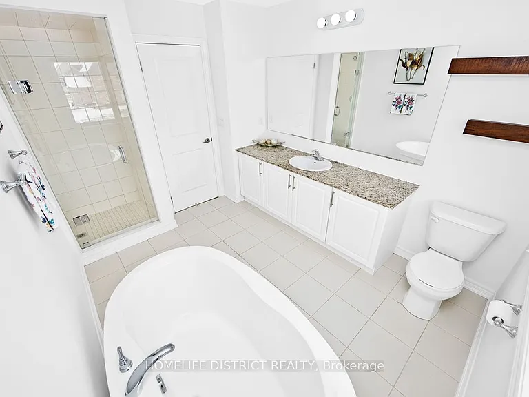 74 Summer Breeze Dr — Photo 22