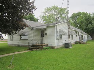 208 NW Bunker, Iroquois, IL 60945