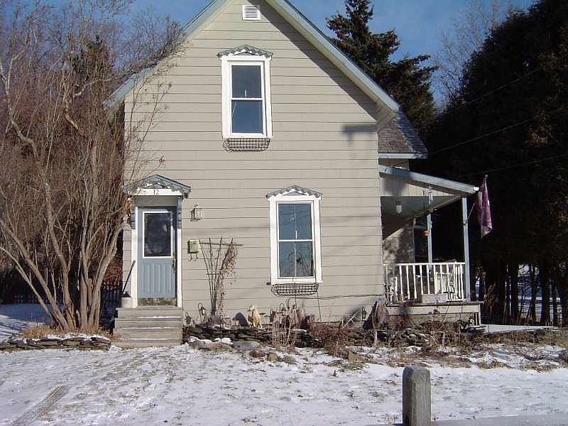 1st image of 12 Beech St