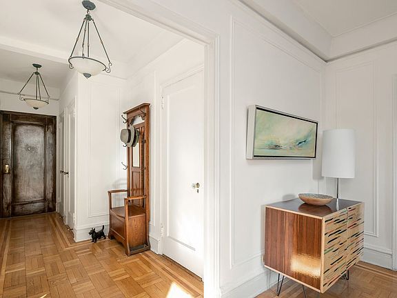 4th image of 243 W 70th St APT 8D