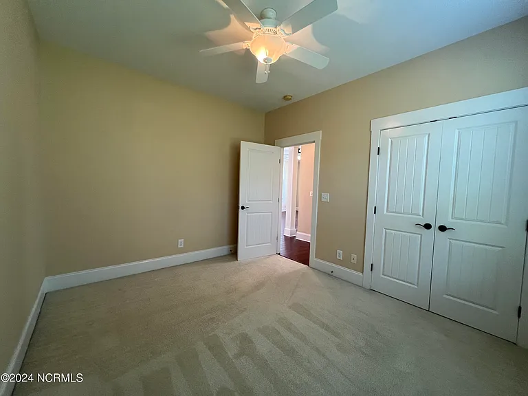 1211 Daisy Ct — Photo 20