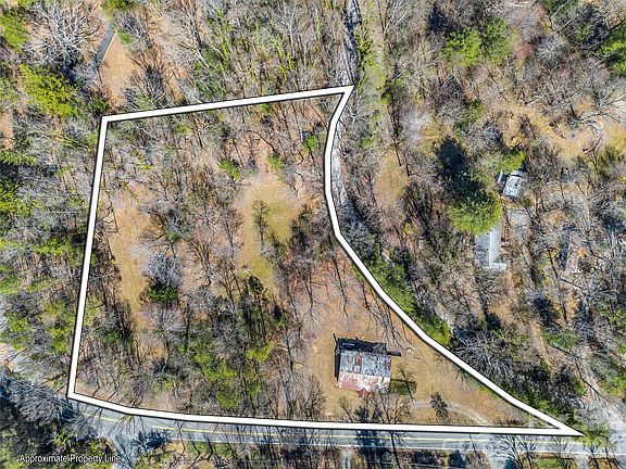 4th image of 156 Warren Wilson Rd