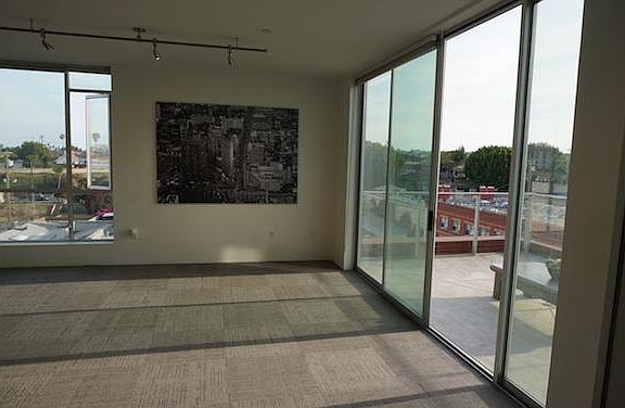 View south. Great for July 4th fireworks in Cabrillo