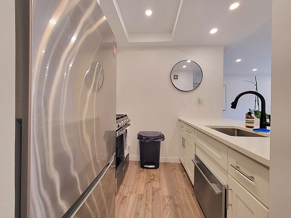 5th image of 393 W 49th St APT 5KK