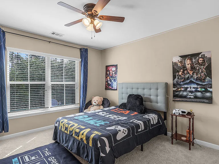 113 Greystone Dr — Photo 33