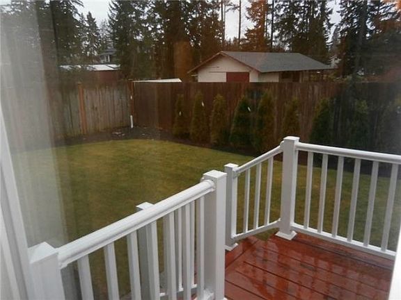 4th image of 17410 19th Ave E