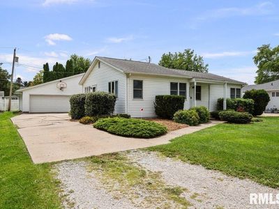 4306 16th Ave, Moline, IL, 61265