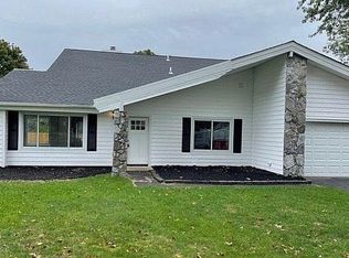 58 Andover Dr, Coram, NY 11727