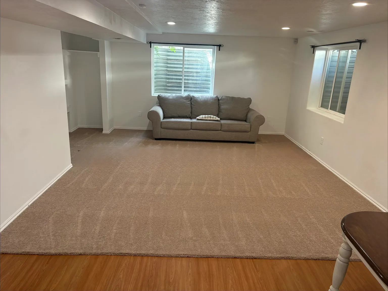 3 bed, 2100 sqft, $2,300 — Photo 2