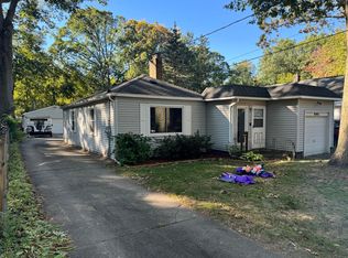 895 Petrie Ave, Muskegon, MI