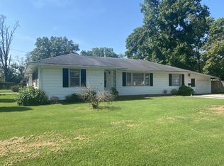 501 W 4th St, Centralia, IL