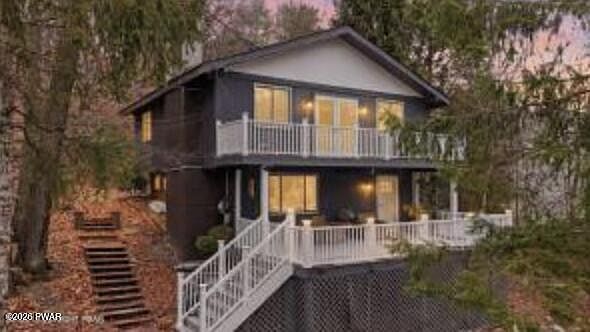 1st image of 2398 Woodcrest Dr