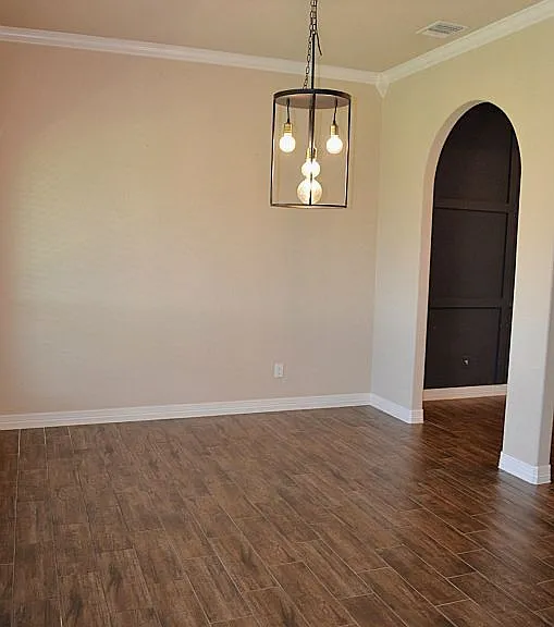 7609 Zircon Dr — Photo 9