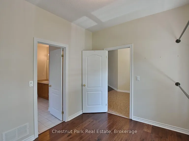 38 Clubhouse Dr — Photo 10