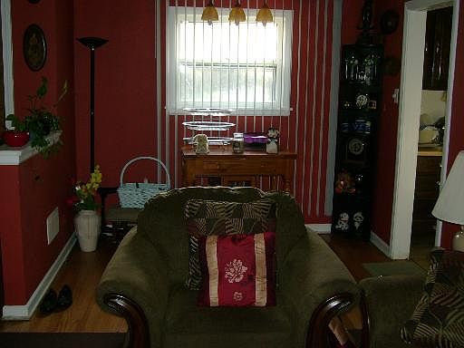 2nd image of 5130 W Fargo Ave