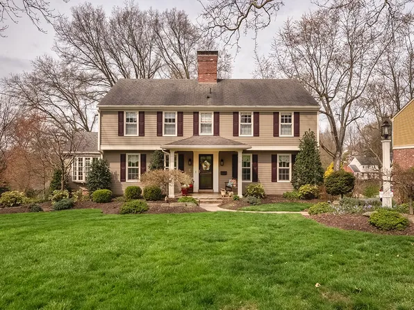 109 Algonquin Rd, Pittsburgh, PA 15241