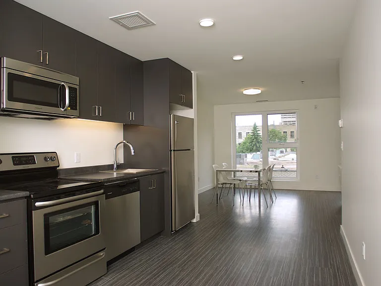 98 Market Ave — Photo 19