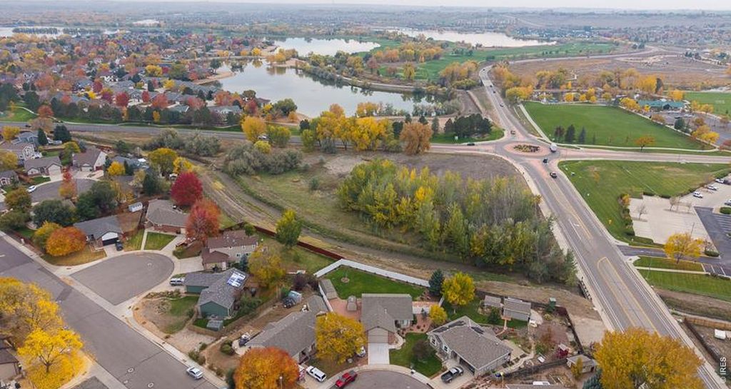 Eastman Park Dr