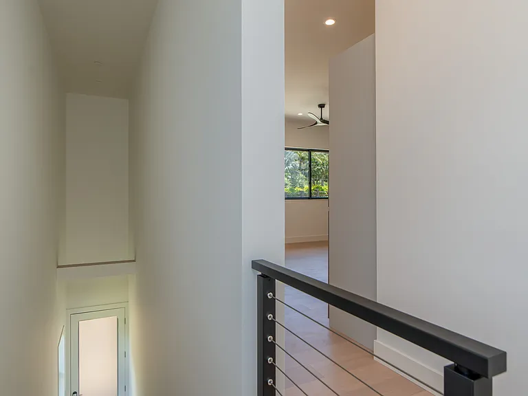 111 Mehana Rd — Photo 29