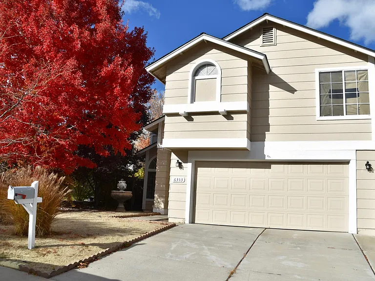 6353 Park Pl — Photo 1