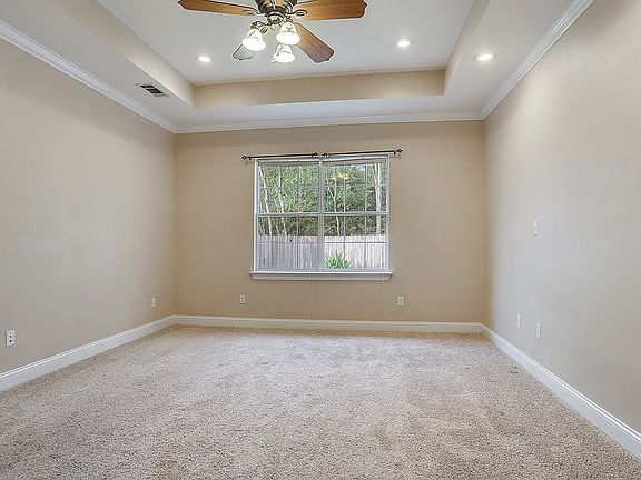 4th image of 20249 Quincy Ave
