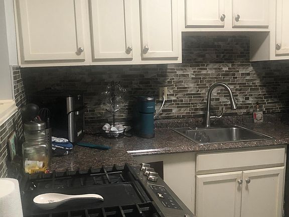 2nd image of 7117 Woolston Ave #7117