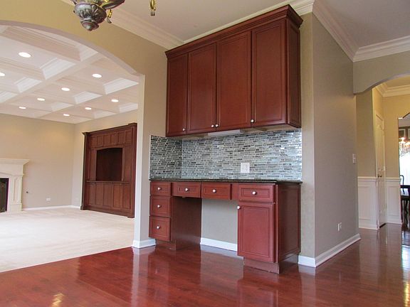 4th image of 708 Landen Ln