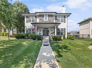 407 N Silver Hill St, Olathe, KS 66061