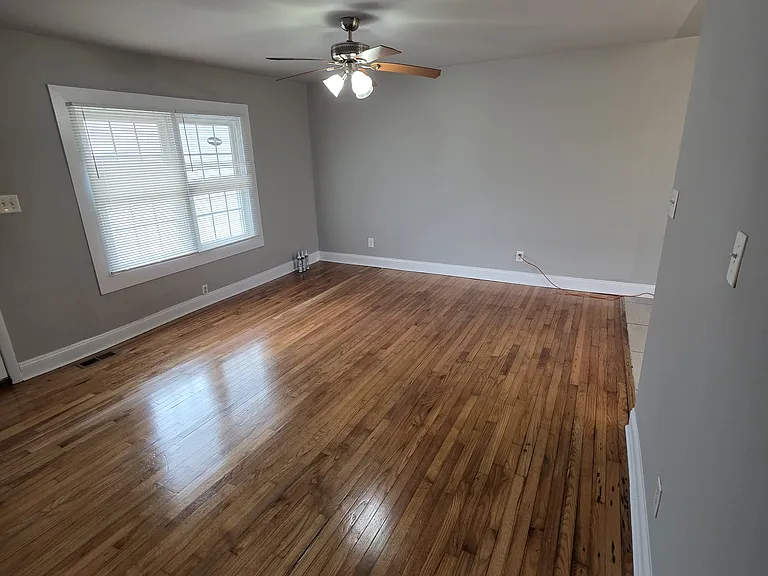 108 Woodgate Dr — Photo 12