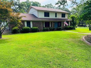 1701 War Eagle Dr, N Little Rock, AR 72116