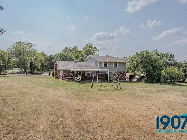 15008 Ken Rd — Photo 29