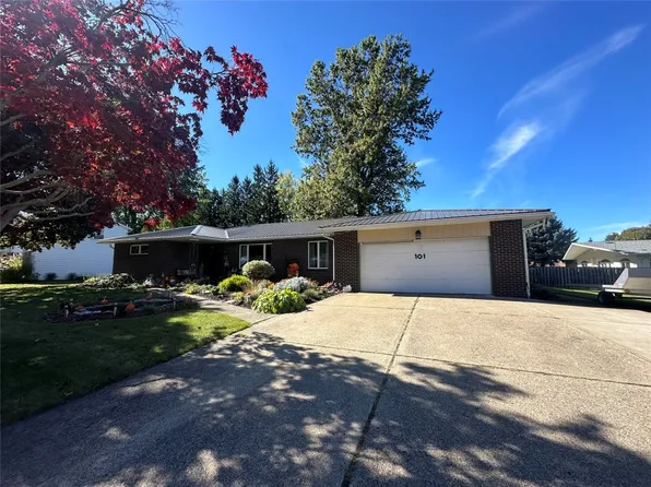 101 Orchard Beach Dr, North East, PA 16428