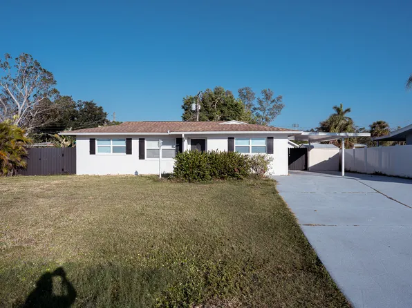 6671 Fiesta Way, Fort Myers, FL 33919