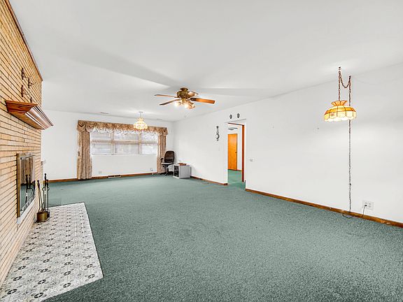 3rd image of 22900 Governors Hwy