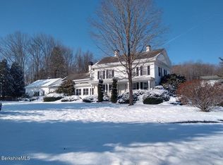 43 Church St, Hinsdale, MA 01235